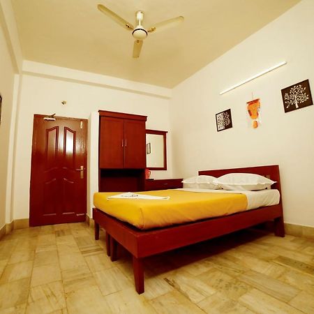 Kairali Tourist Home Guruvāyūr Exteriér fotografie