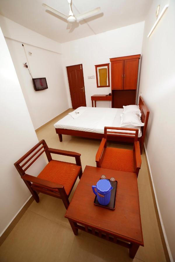 Kairali Tourist Home Guruvāyūr Exteriér fotografie
